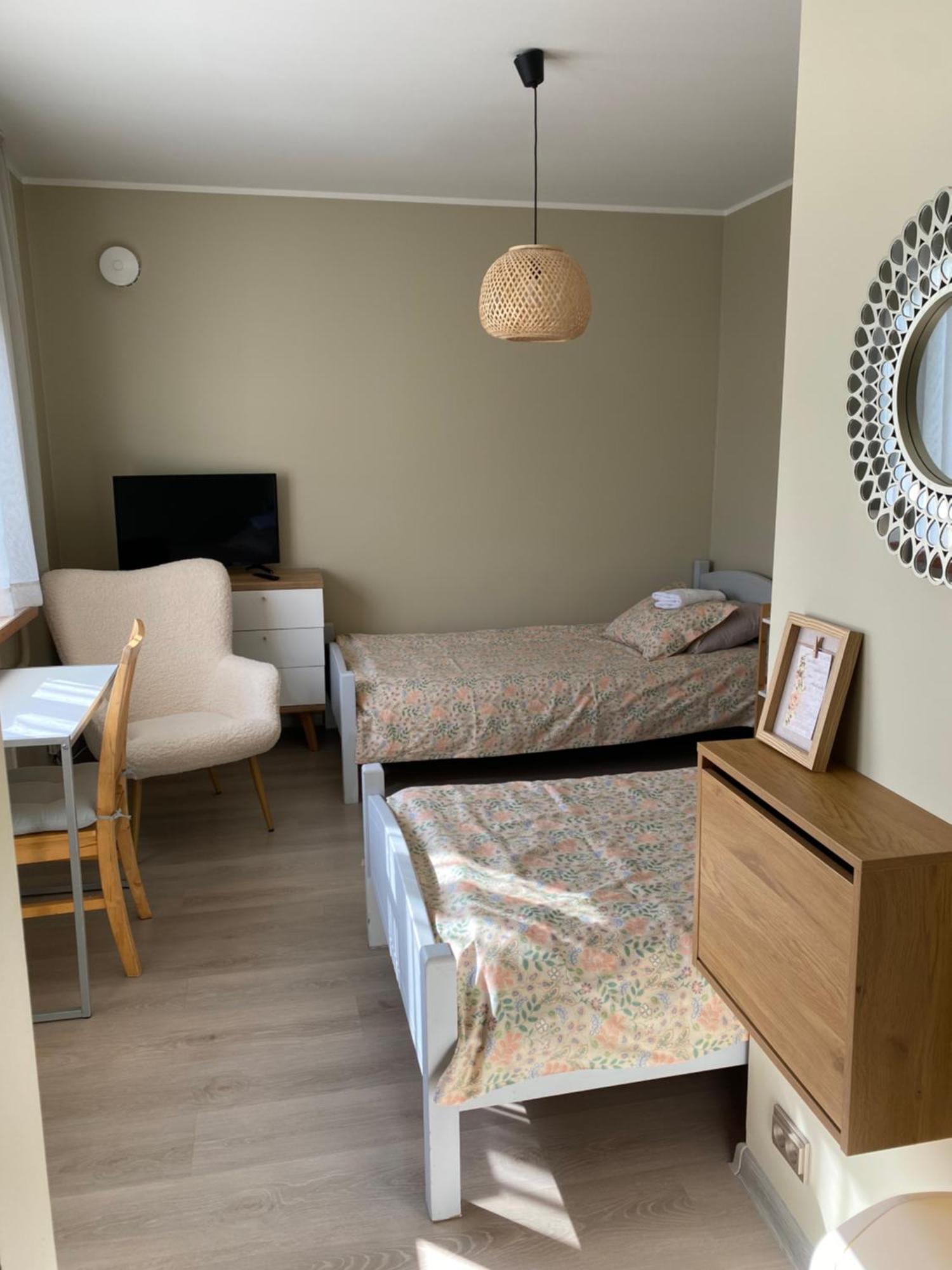 Ohtu Poik 4 City Center Apartment 派尔努 外观 照片